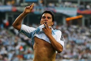 德转公布世青赛历史射手榜：萨维奥拉高居榜首，哈兰德位列第三，马拉多纳排名第十。