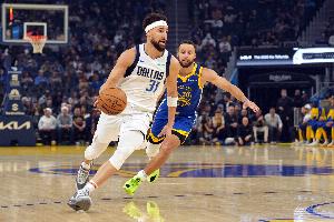 贝恩：与库里、克莱的差距在于他们在健身房投入更多，我会努力追赶。