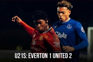 曼联U21队2-1力克埃弗顿U21，弗莱彻之子首开记录，球队豪取6连胜领跑积分榜。