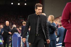 马竞年度开销比对手少1.8亿！马卡报：皇马巴萨的投入相当于比马竞多引进6个阿尔瓦雷斯这样的球员。