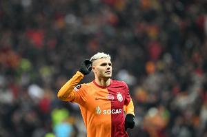 意媒报道称，加拉塔萨雷或将以较低价放行伊卡尔迪，都灵俱乐部正在评估引进他的可能性。