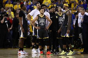 铁林：扎扎等球员加盟勇士后实力提升，归功于球队体系，而杜库汤组合本身可能并不完全适配。