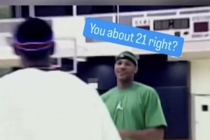 03年选秀时，安东尼曾质疑詹姆斯年龄，直言：“你该有21岁了吧？”