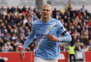 苏东：哈兰德有点“非人类”发挥 盼利物浦伊萨克赶紧找到状态