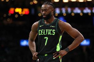 联盟发言人就布朗一事表态：球员与教练的安全，是我们的重中之重。