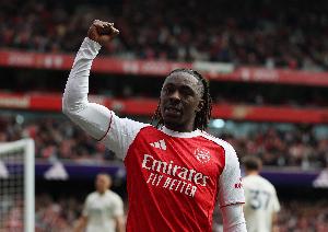 英超2025年球员助攻榜：罗杰斯位居榜首，埃泽与伊兰加并列次席