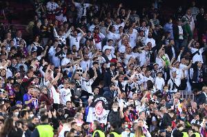 为防止大量法兰克福球迷涌入，巴萨将对诺坎普球场的售票采取严格管控措施。