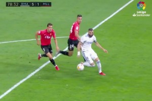 帅炸了！C罗连续脚跟磕球后轰进世界波！